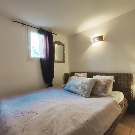 26, La Palmeraie Au Village Naturiste *