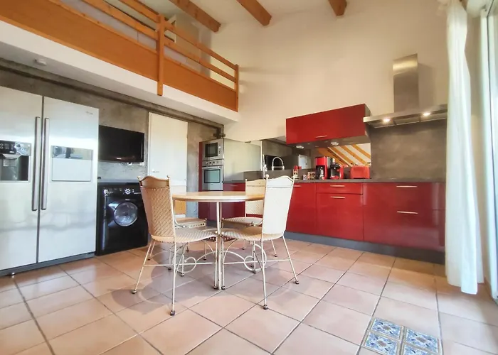 26, La Palmeraie Au Village Naturiste *