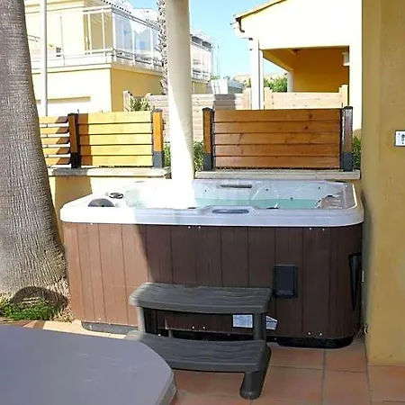 26, La Palmeraie Au Village Naturiste